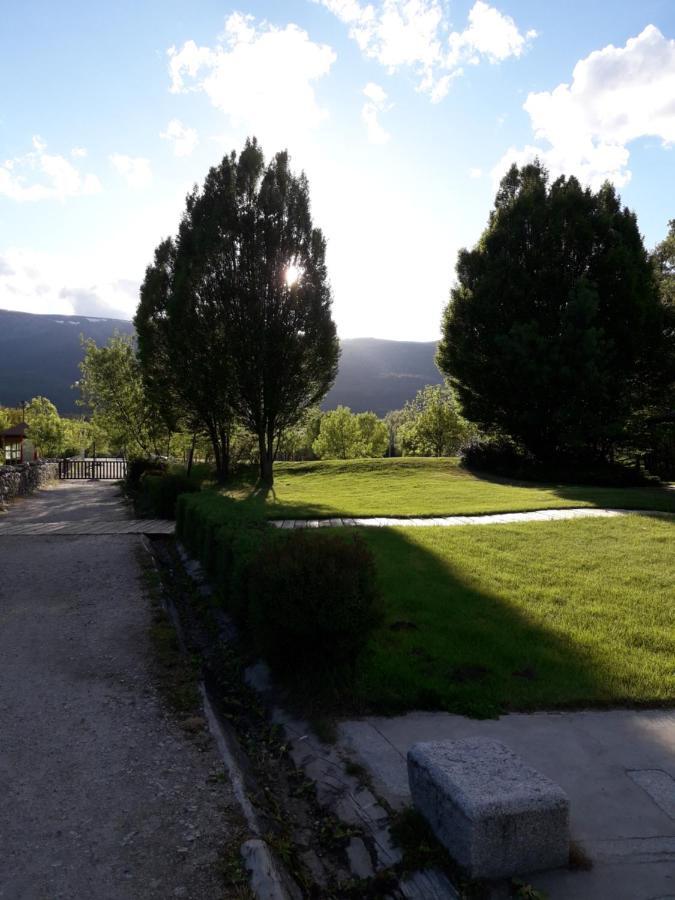 Penzion Zaguan Rascafría Exteriér fotografie